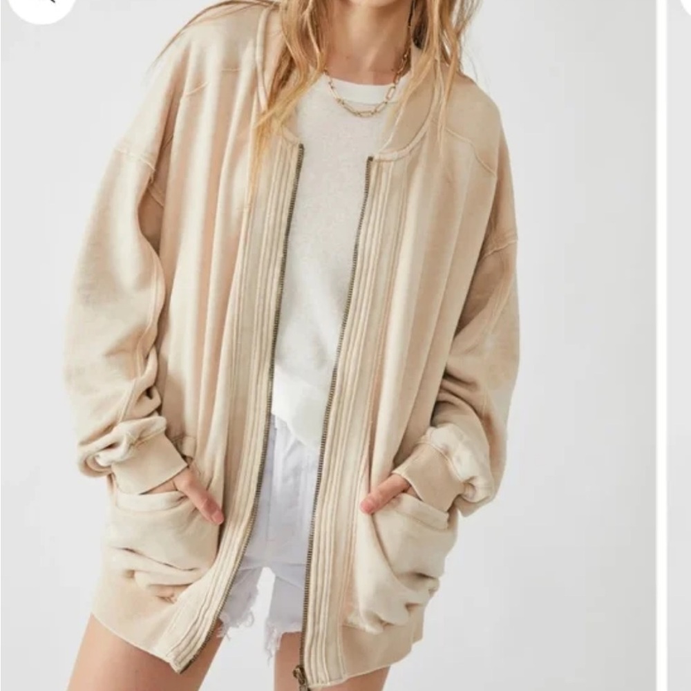 Free people oversized zip up bomber jacket / size S